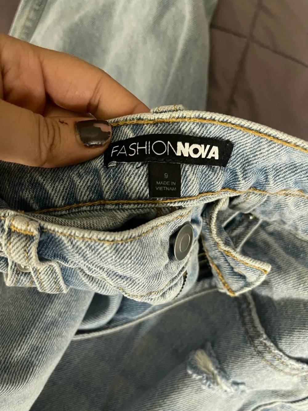 Amsterdam Ripped Straight Leg Jeans - Light Blue Wash - Picture 7 of 7
